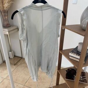 Chloe Light Gray Sleeveless Blouse